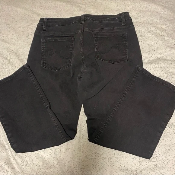 Straight Leg Black Denim Jeans - Picture 6 of 8